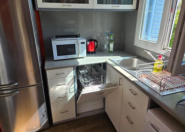 Urban Oasis Next To The * パ フォス