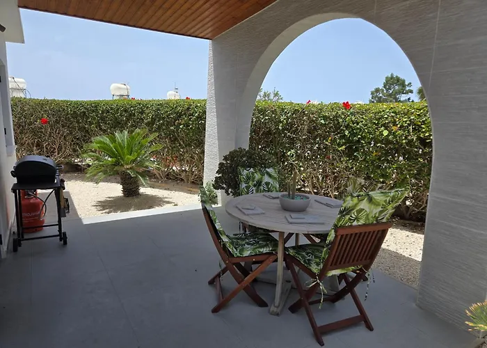 Casa de Férias Urban Oasis Next To The Pafos